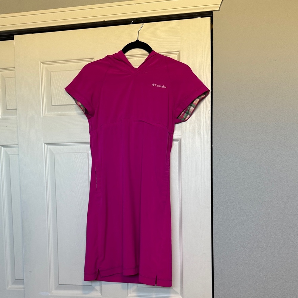 Columbia Women's Bright Magenta Hooded Active Mini Dress